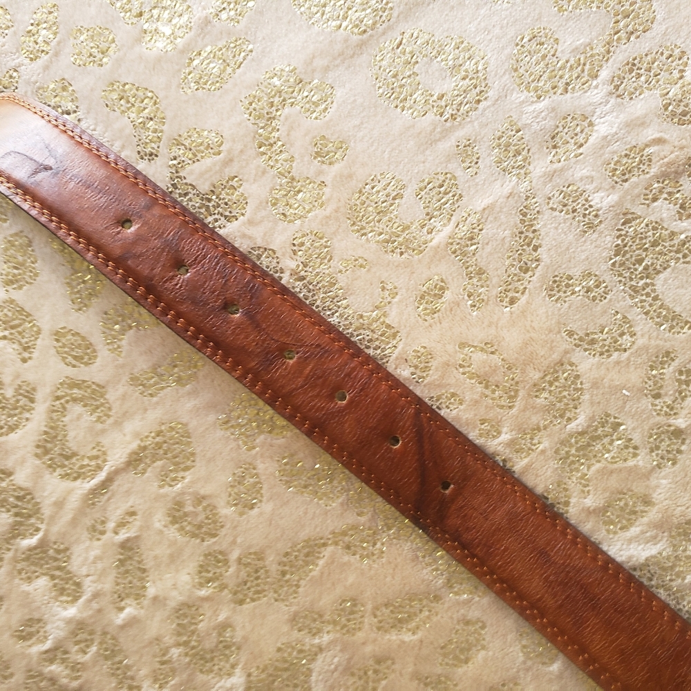 BELT | Unisex Leather Belt - Picture 14 of 17